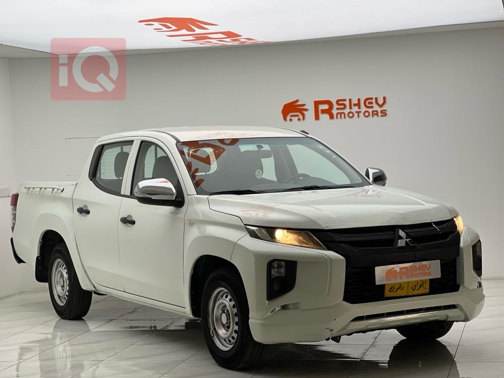 میتسوبیشی L200